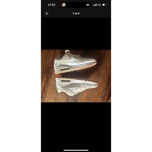 Nike - Picture 4 of 8